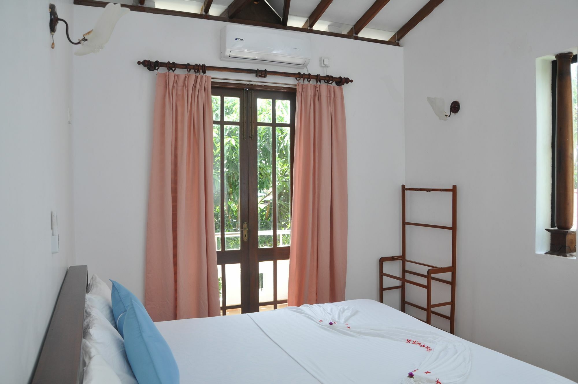 Shakuna Villa Hikkaduwa Exterior foto